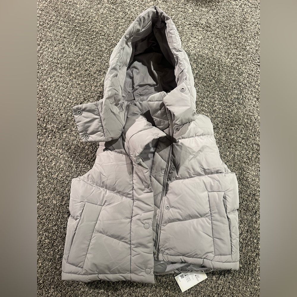 Halara 90% Down filled VEST.